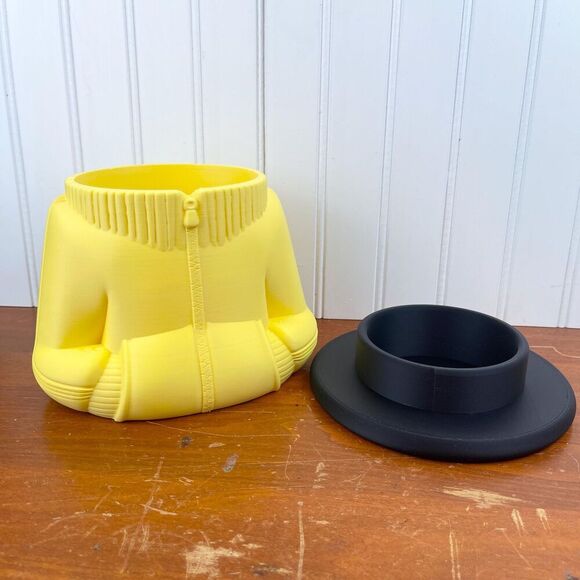 Sweatshirt Jacket Indoor Planter Pot, Sporty Sweater Pot, Indoor Planter - Picture 8 of 10